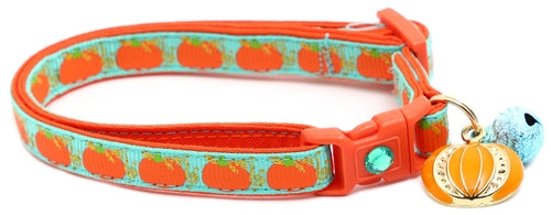 CAMS Pumpkins and Gold Breakaway Cat Collar